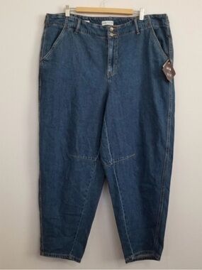 Ava & Viv Mid Wash Blue Denim Tapered Jeans